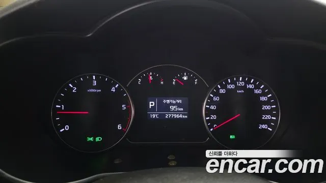 Kia Carens 2013 thumb 8
