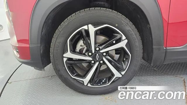 ChevroletGMDaewoo TrailBlazer 2020 thumb 5