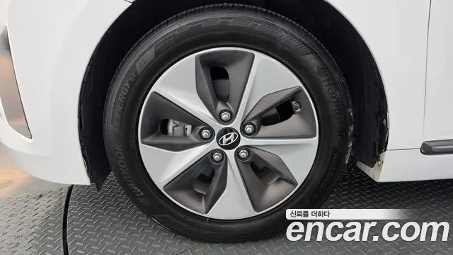 Hyundai IONIQ 6 2017 thumb 5