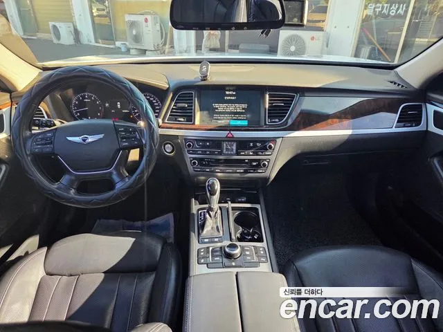 Hyundai Genesis 2014 thumb 9