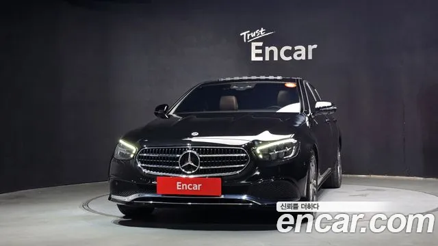 Mercedes-Benz E-Класс 2023 thumb 3