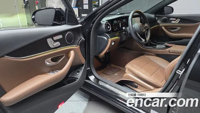 Mercedes-Benz E-Класс 2023 thumb 10