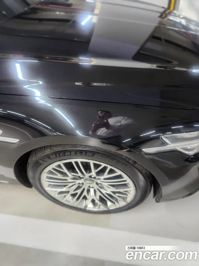 Genesis G90 2020 thumb 5