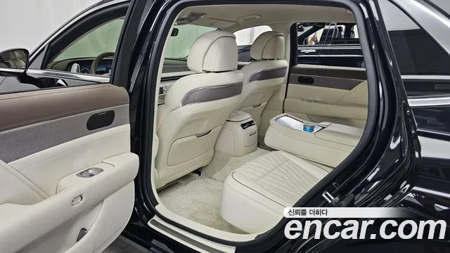 Genesis G90 2022 thumb 12