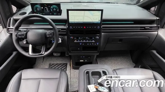 Hyundai Staria 2026 thumb 7