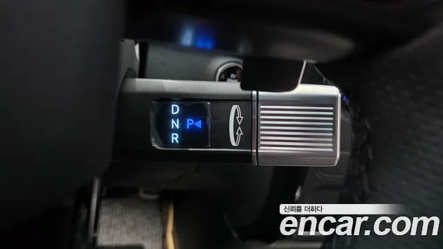 Hyundai Staria 2026 thumb 9
