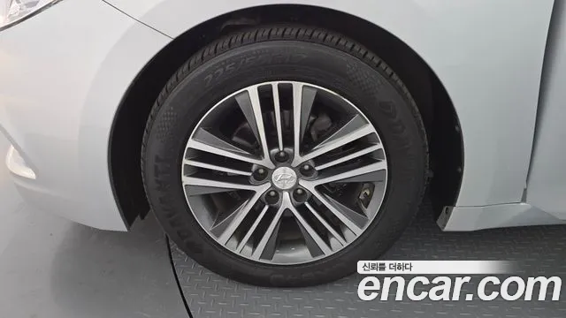 Hyundai Grandeur 2014 thumb 5