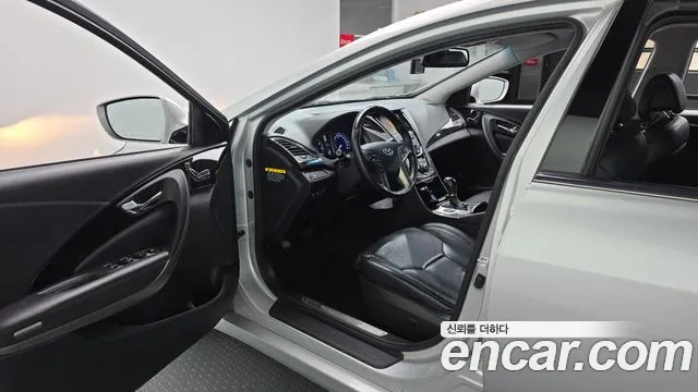 Hyundai Grandeur 2014 thumb 10