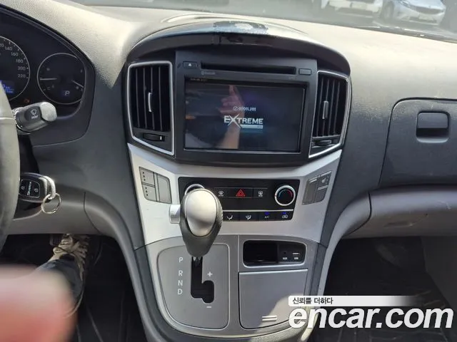Hyundai Starex 2018 thumb 5