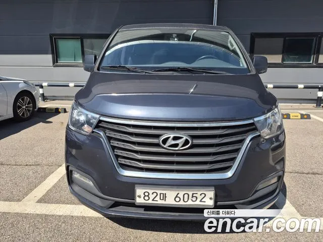 Hyundai Starex 2018 thumb 7