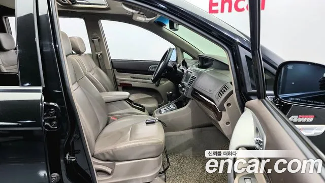 KG_Mobility_Ssangyong KORANDO 2013 thumb 10