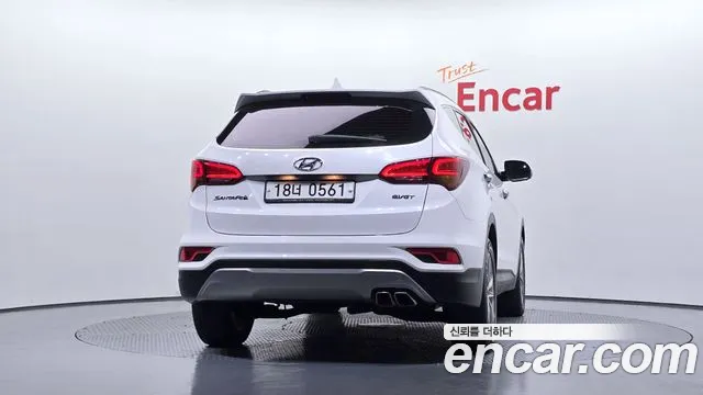 Hyundai Santa Fe 2016 thumb 4
