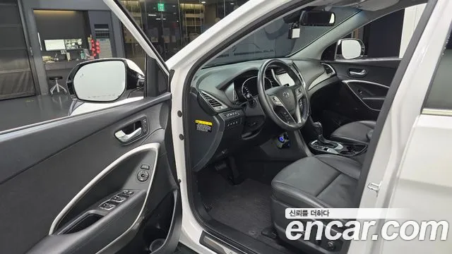 Hyundai Santa Fe 2016 thumb 10