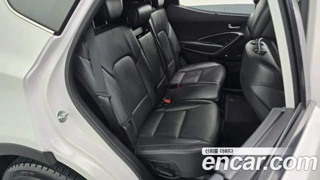 Hyundai Santa Fe 2016 thumb 11
