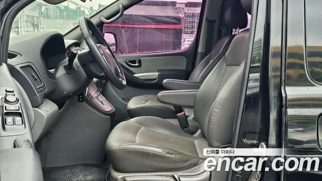 Hyundai Starex 2011 thumb 8