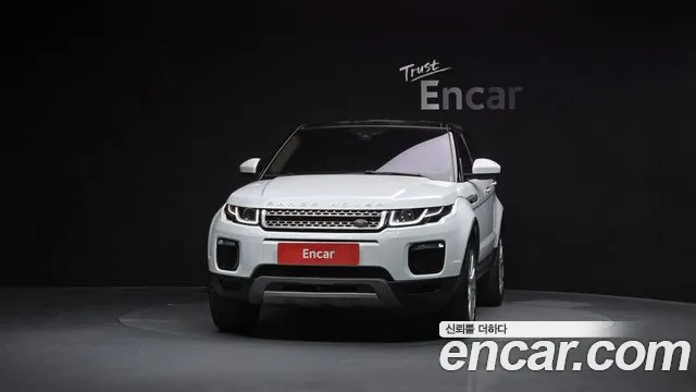 Land Rover Range Rover Evoque 2018 thumb 3