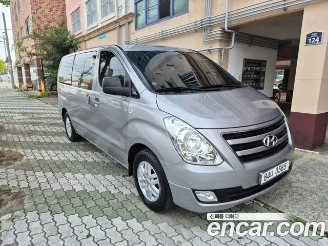 Hyundai Starex 2017 thumb 3