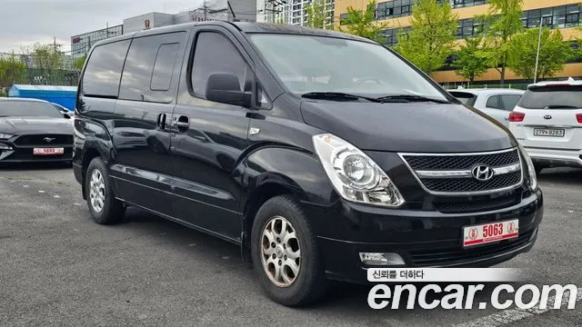 Hyundai Starex 2011 thumb 2
