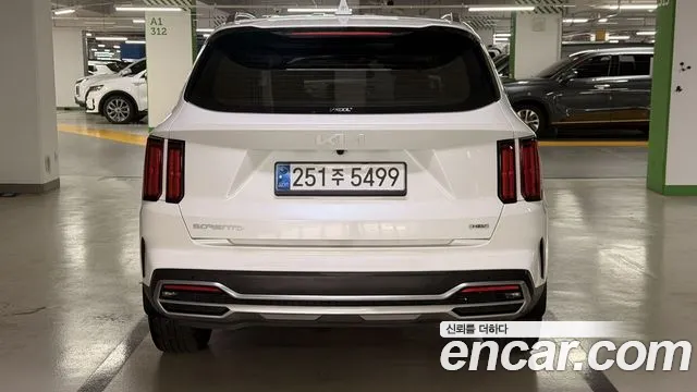 Kia Sorento 2023 thumb 4