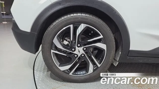 ChevroletGMDaewoo Bolt 2022 thumb 5