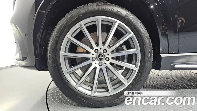 Mercedes-Benz GLS 2025 thumb 5