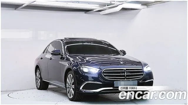 Mercedes-Benz E-Класс 2023 thumb 4