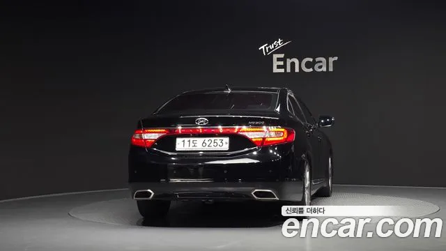 Hyundai Grandeur 2015 thumb 4