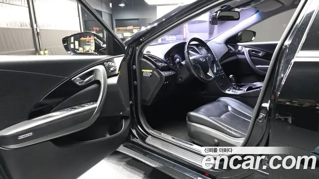 Hyundai Grandeur 2015 thumb 10