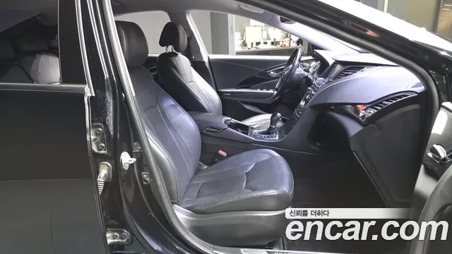 Hyundai Grandeur 2015 thumb 11
