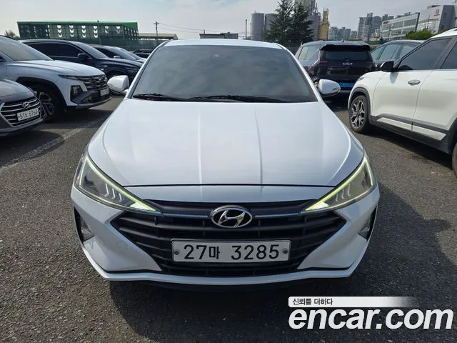 Hyundai Avante 2018 thumb 3