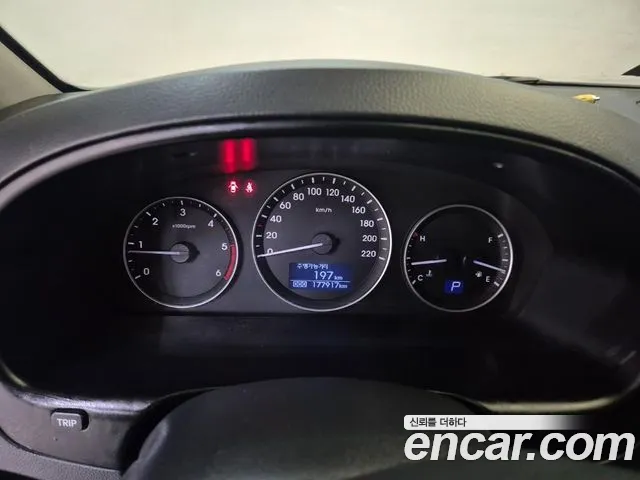 Hyundai Starex 2017 thumb 7