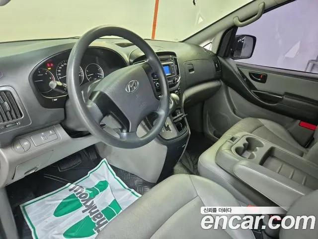 Hyundai Starex 2017 thumb 8