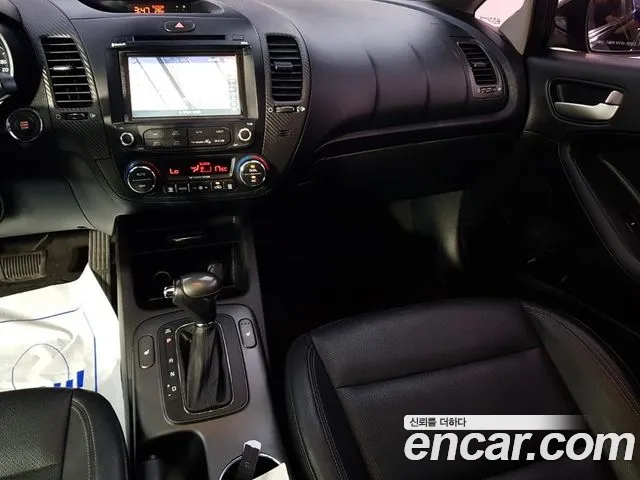 Kia K3 2014 thumb 10