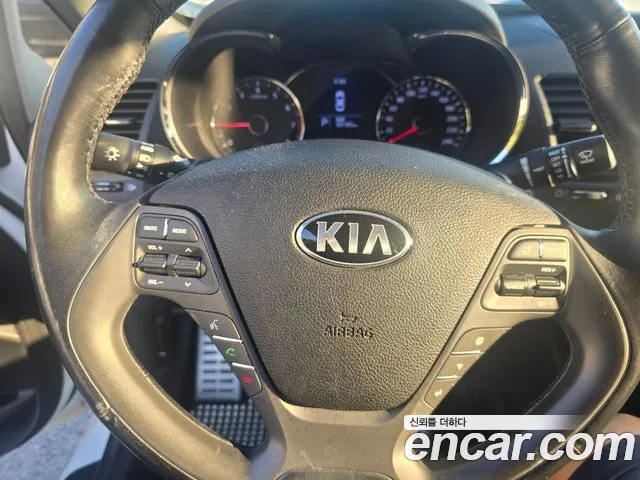 Kia K3 2013 thumb 8