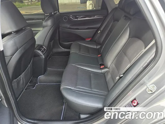 Hyundai Grandeur 2017 thumb 10