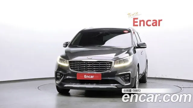 Kia Carnival 2019 thumb 3