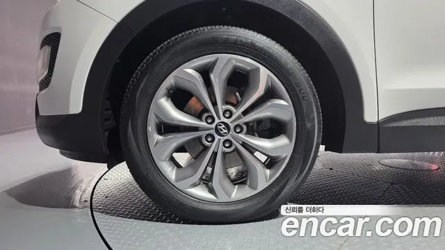 Hyundai Santa Fe 2013 thumb 5