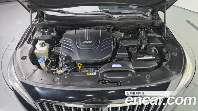 Hyundai Aslan 2015 thumb 6