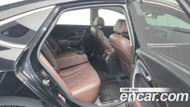 Hyundai Aslan 2015 thumb 12