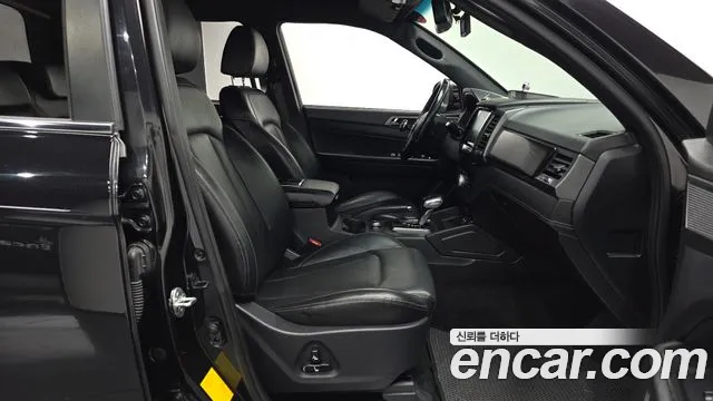 KG_Mobility_Ssangyong Rexton 2022 thumb 11