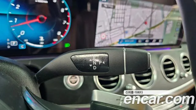 Mercedes-Benz E-Класс 2022 thumb 9