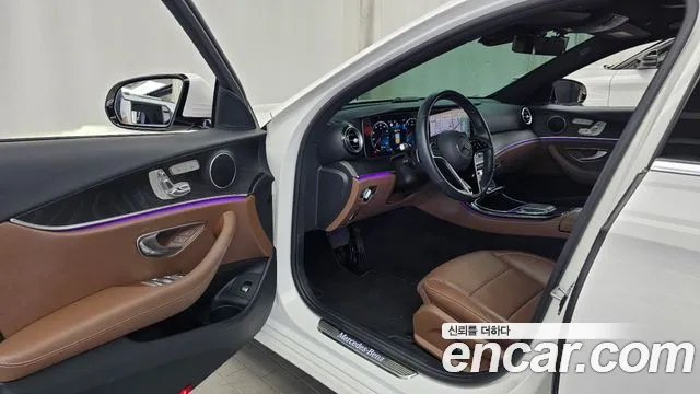 Mercedes-Benz E-Класс 2022 thumb 10