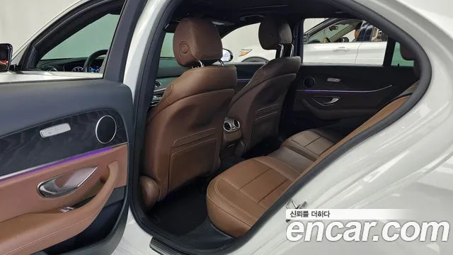 Mercedes-Benz E-Класс 2022 thumb 12