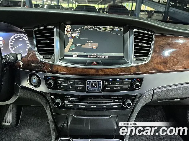 Hyundai Equus 2014 thumb 8