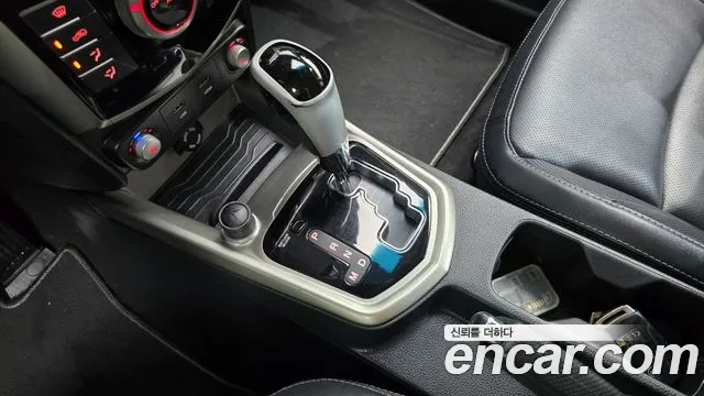 KG_Mobility_Ssangyong TIBOLI 2016 thumb 9