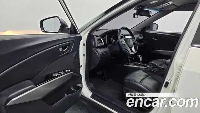 KG_Mobility_Ssangyong TIBOLI 2016 thumb 10