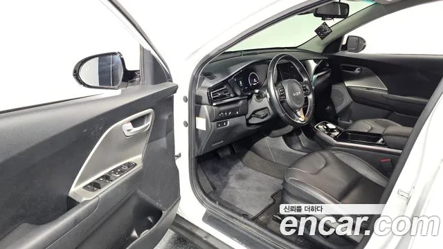 Kia Niro 2022 thumb 10
