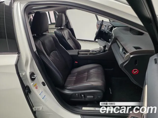 Lexus RX 2019 thumb 10