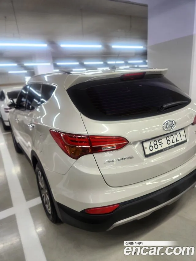 Hyundai Santa Fe 2014 thumb 2