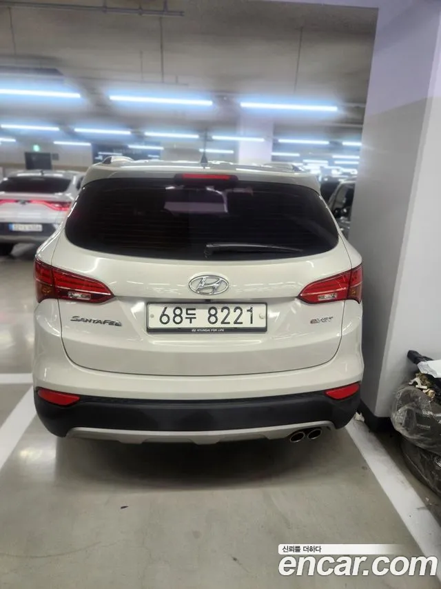 Hyundai Santa Fe 2014 thumb 4
